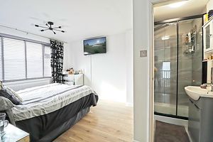 Bedroom 1 & En-Suite- click for photo gallery